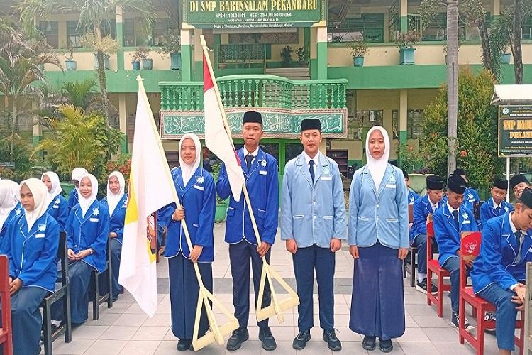 Fadhil Rafi Atallah dan Naila Zivana Resmi Memimpin OSIS Periode 2026/2027